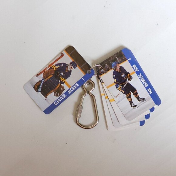 VINTAGE BUFFALO SABRES Key Chain Player Cards 1983 - Picture 6 of 8
